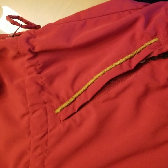 L. L. Bean Mountain Classic Red Anorak with New Buffalo Plaid Scarf, Small, $54 - Picture 13 of 17